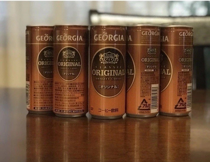 Georgia CLASSIC ORIGINAL Coffee by Coca Cola (250g x 15 Cans) Popular in Japan gallery