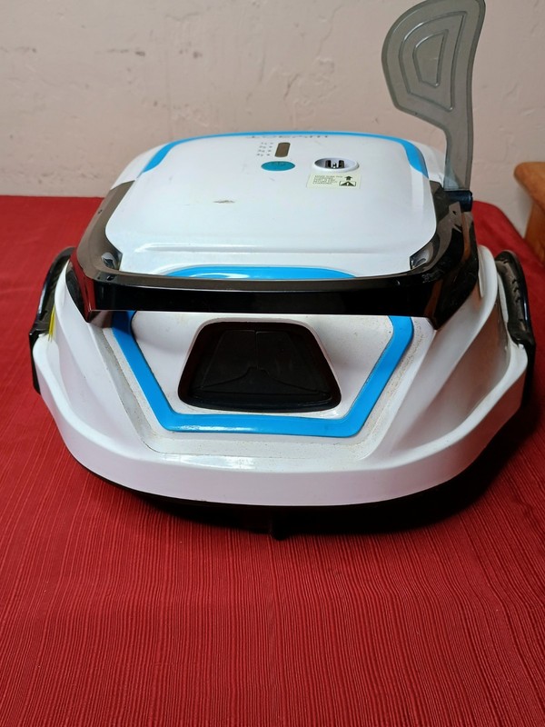WYBOT A1 Cordless Robotic Pool Cleaner, Automatic Pool Vacuum Robot **UNTESTED** gallery