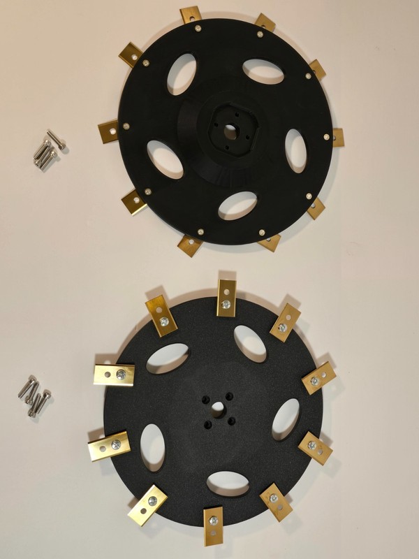 Optimized Cutting Disc and/or Spindle Cover for Yarbo Robot Lawn Mower gallery