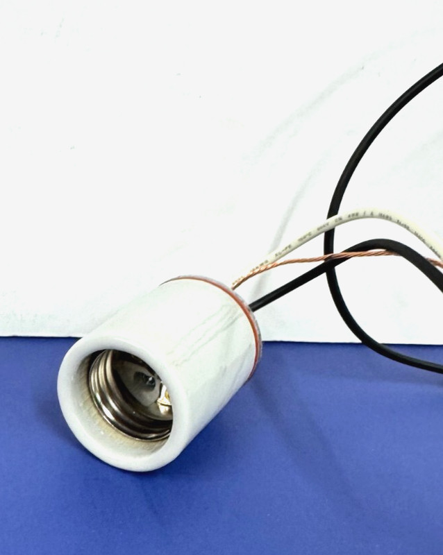 Keyless Glazed PORCELAIN SOCKET 1/4 IP Cap w/Set Screw 660W 250V NEW 80-1113 gallery