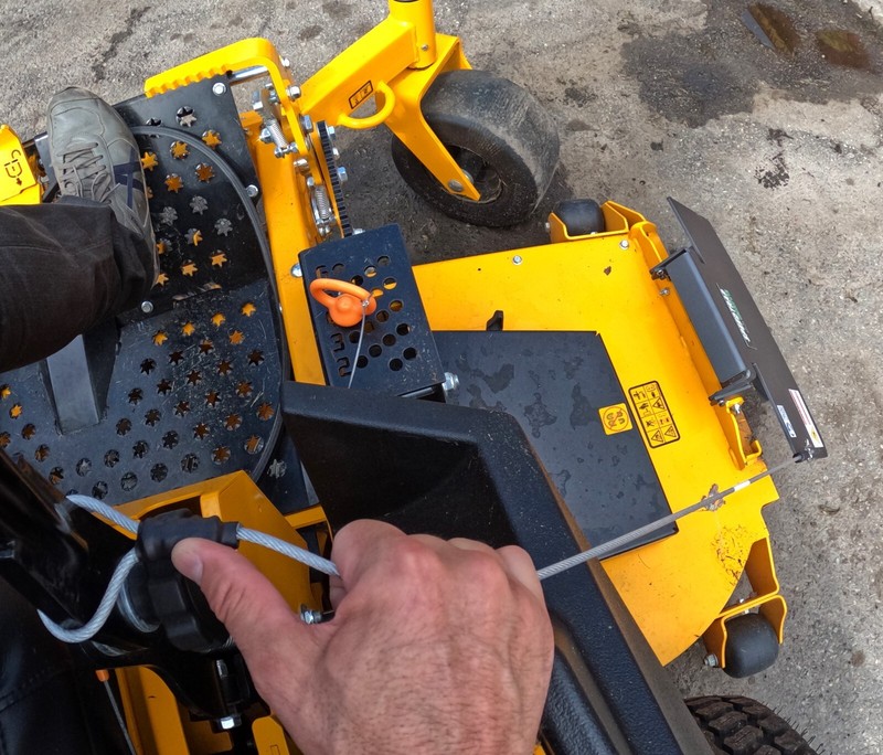 Speedtrap® Chute Blocker Wright™ ZXT™ 61" & 72" Mowers 90 second install! gallery