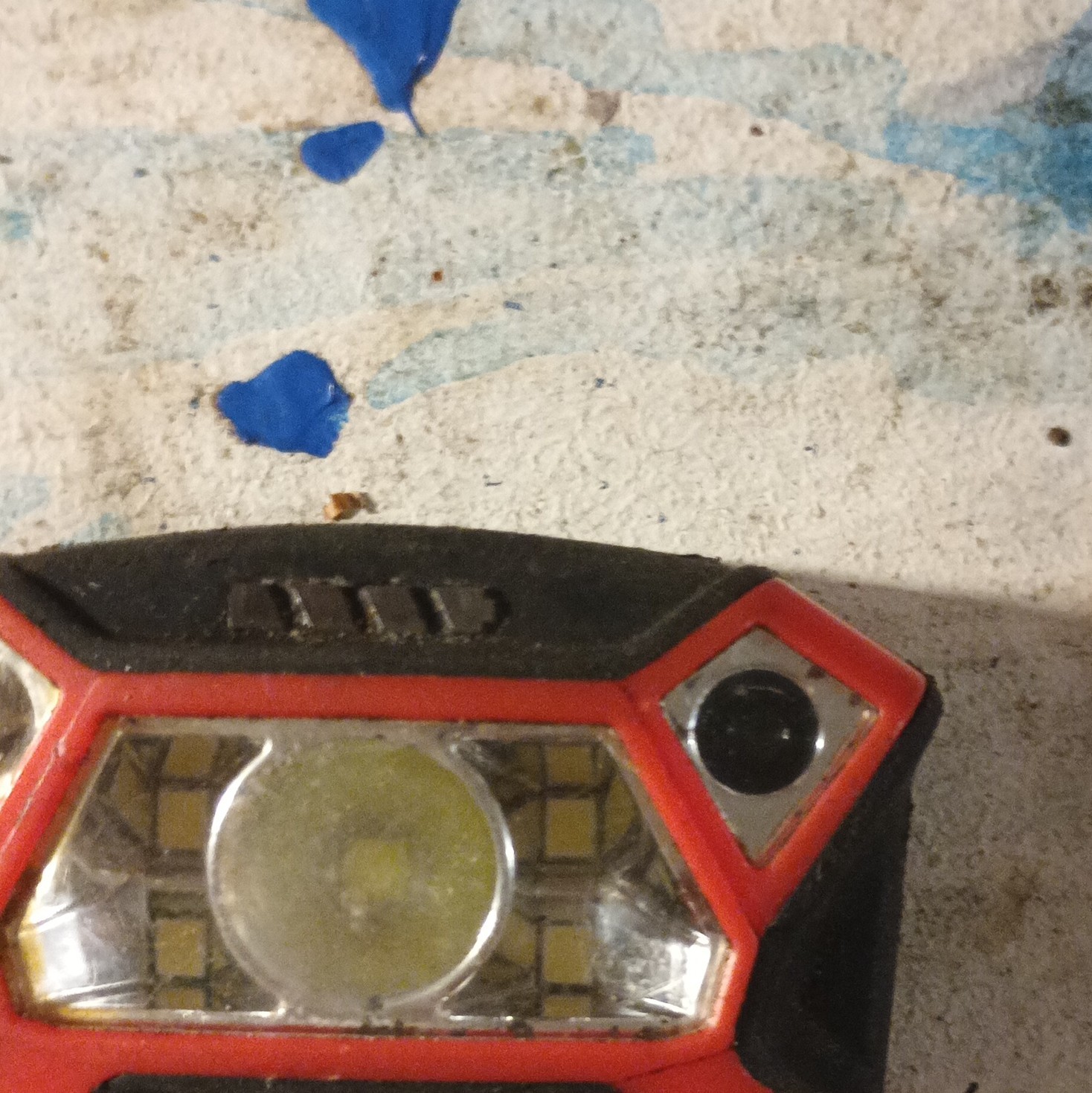 LED Battery Powered Cordless Worklight Flashlight Red/Black Plastic Used gallery
