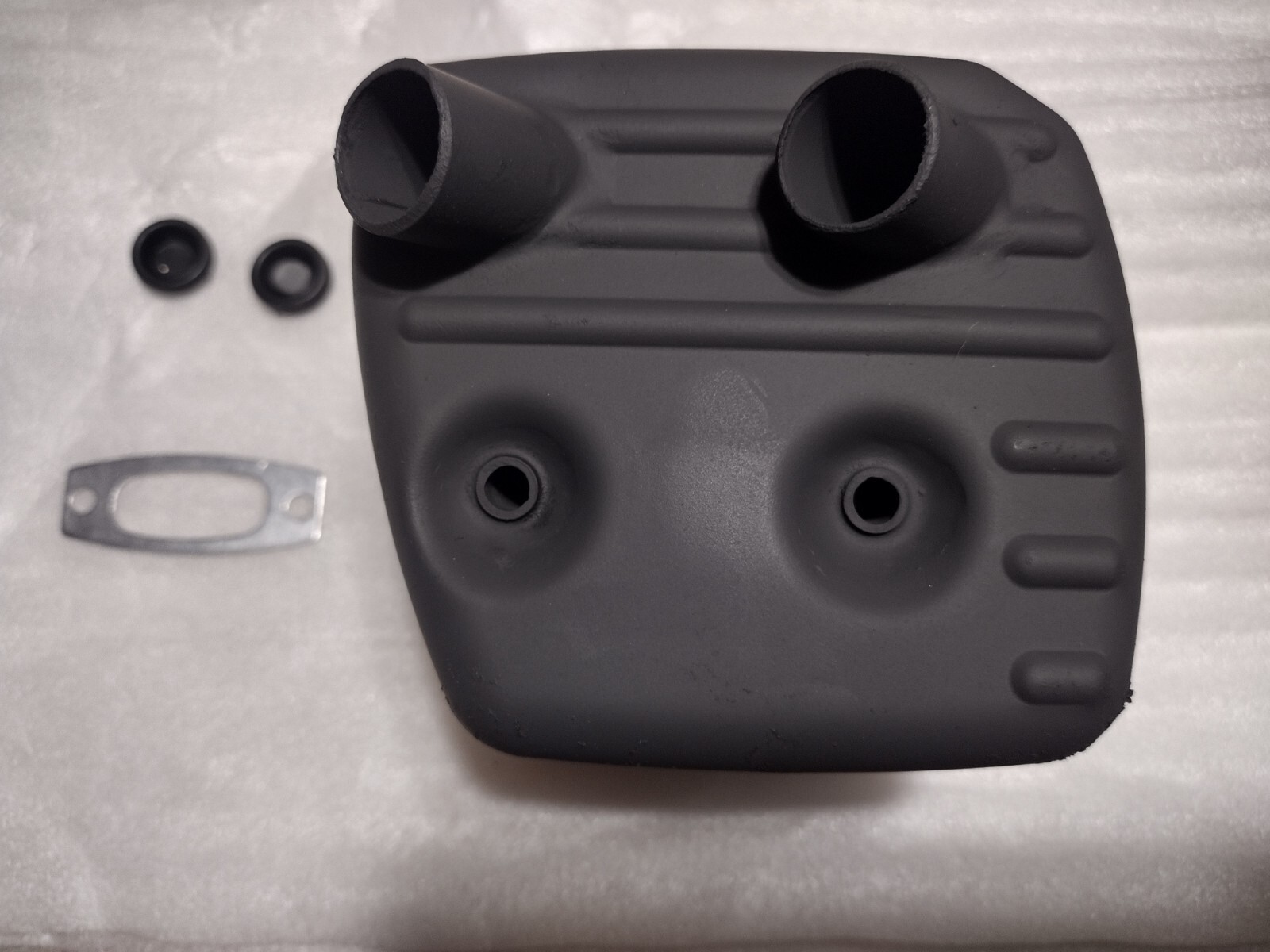 Dual port ( piped ) muffler for Husqvarna 3120XP. READ DESCRIPTION. gallery