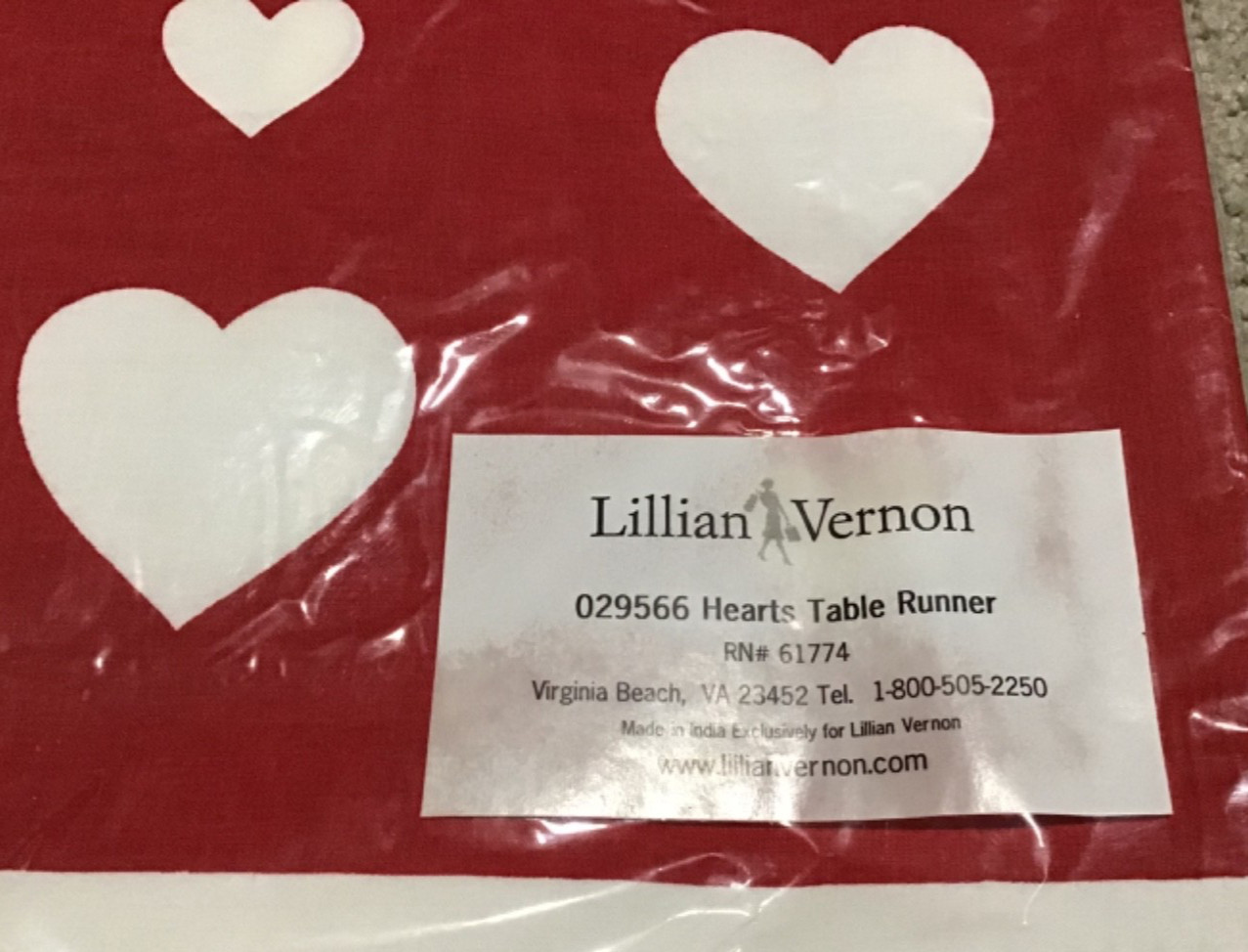 New Lillian Vernon Hearts Table Runner Reversible Red or Black 100% Cotton gallery