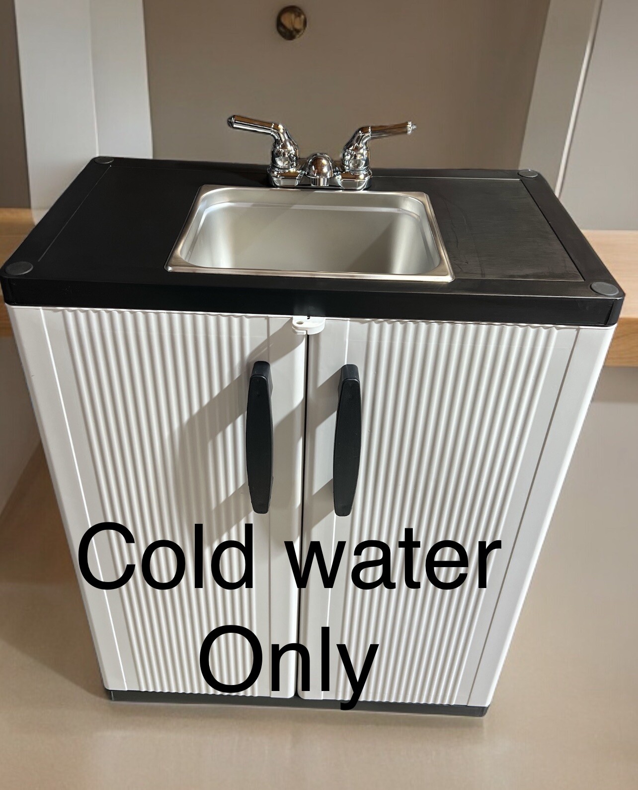 Portable Handwash Sink Self Contained - Cold Water Only - 110V gallery