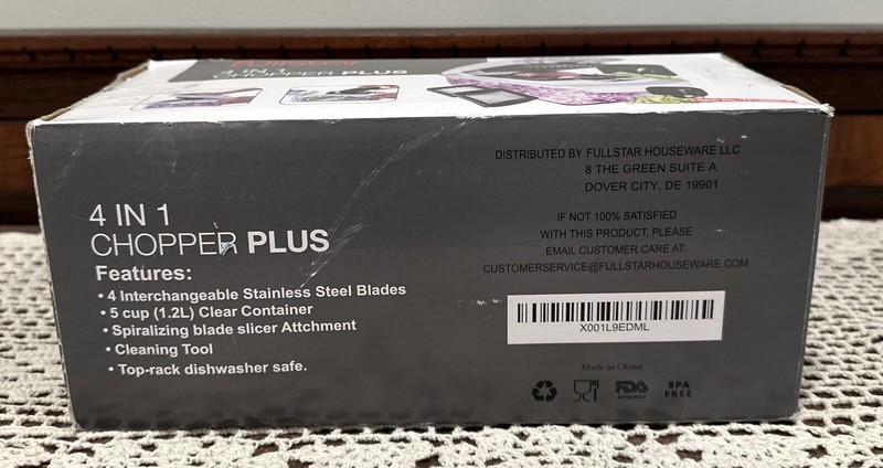Fullstar Vegetable Chopper - Veggie Chopper - Onion Chopper with Container -NIB gallery