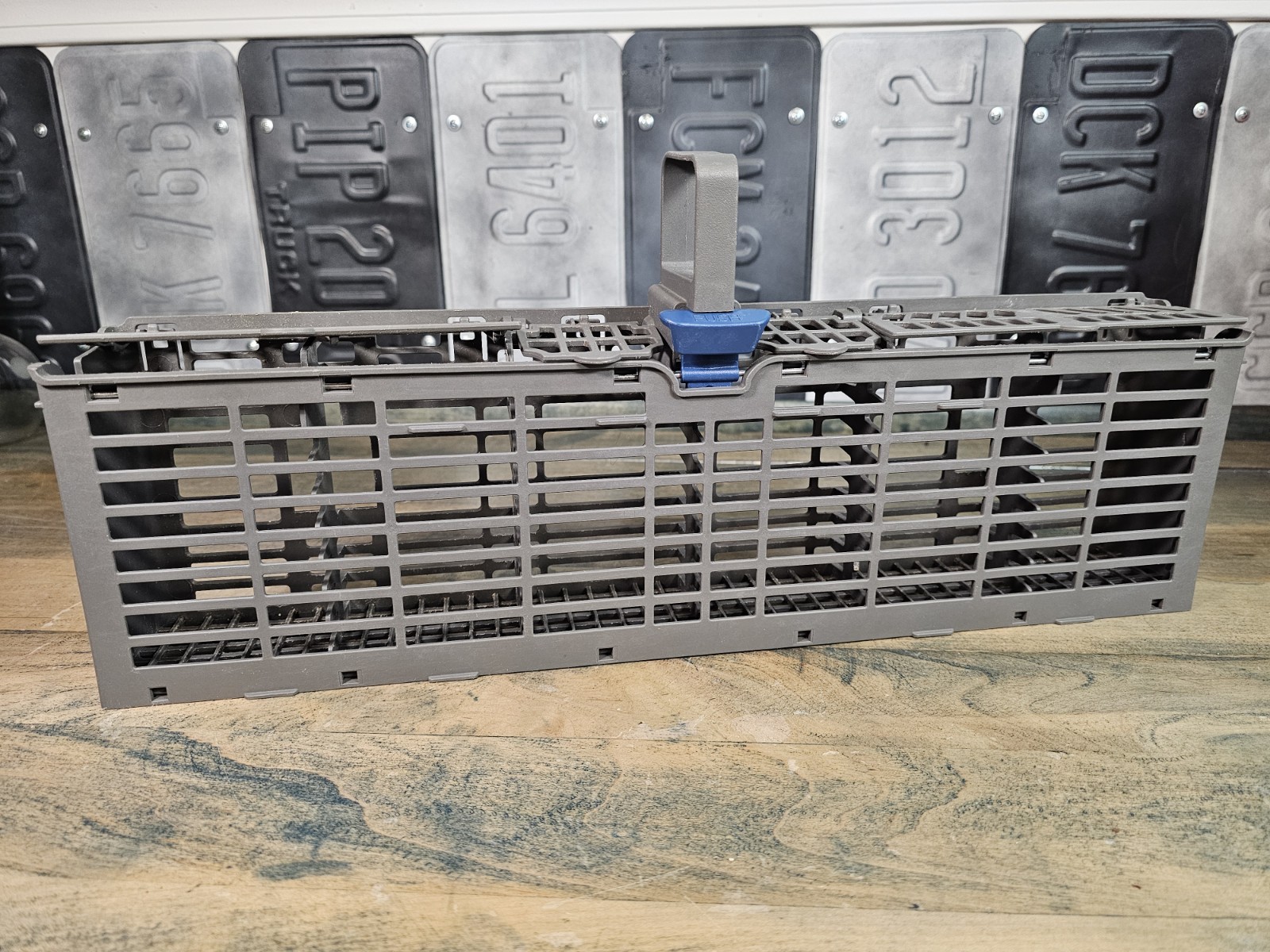 Whirlpool Upper Dishwasher Silverware basket Part W11158804 Model WDT970SAHZ0 gallery