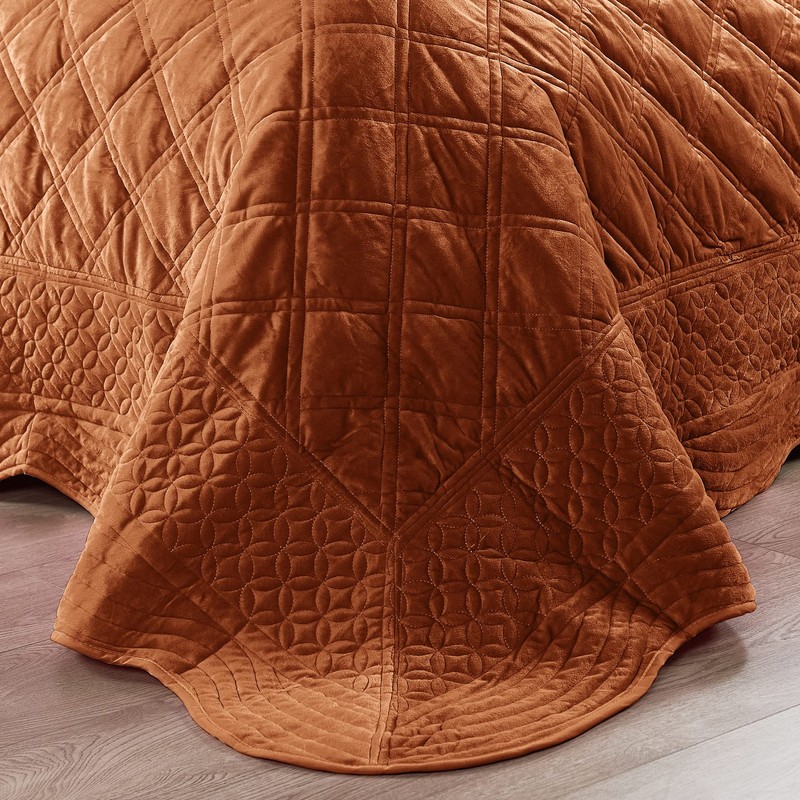 Home Soft Things Super Soft Microplush 4 Piece Bedspread Set Oversize Queen 110" gallery