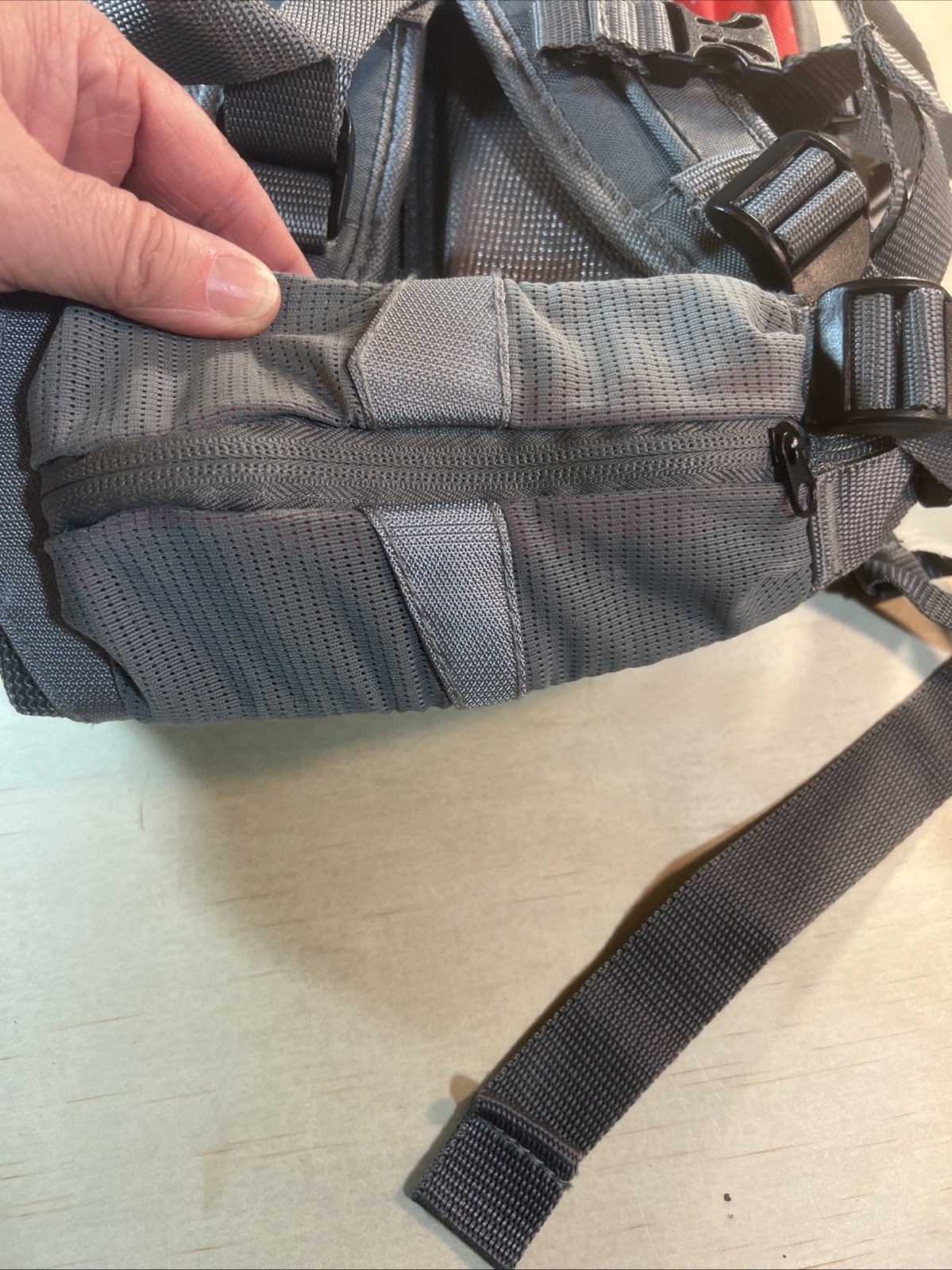 Hiking Day Pack Woman’s Coleman Small 3
