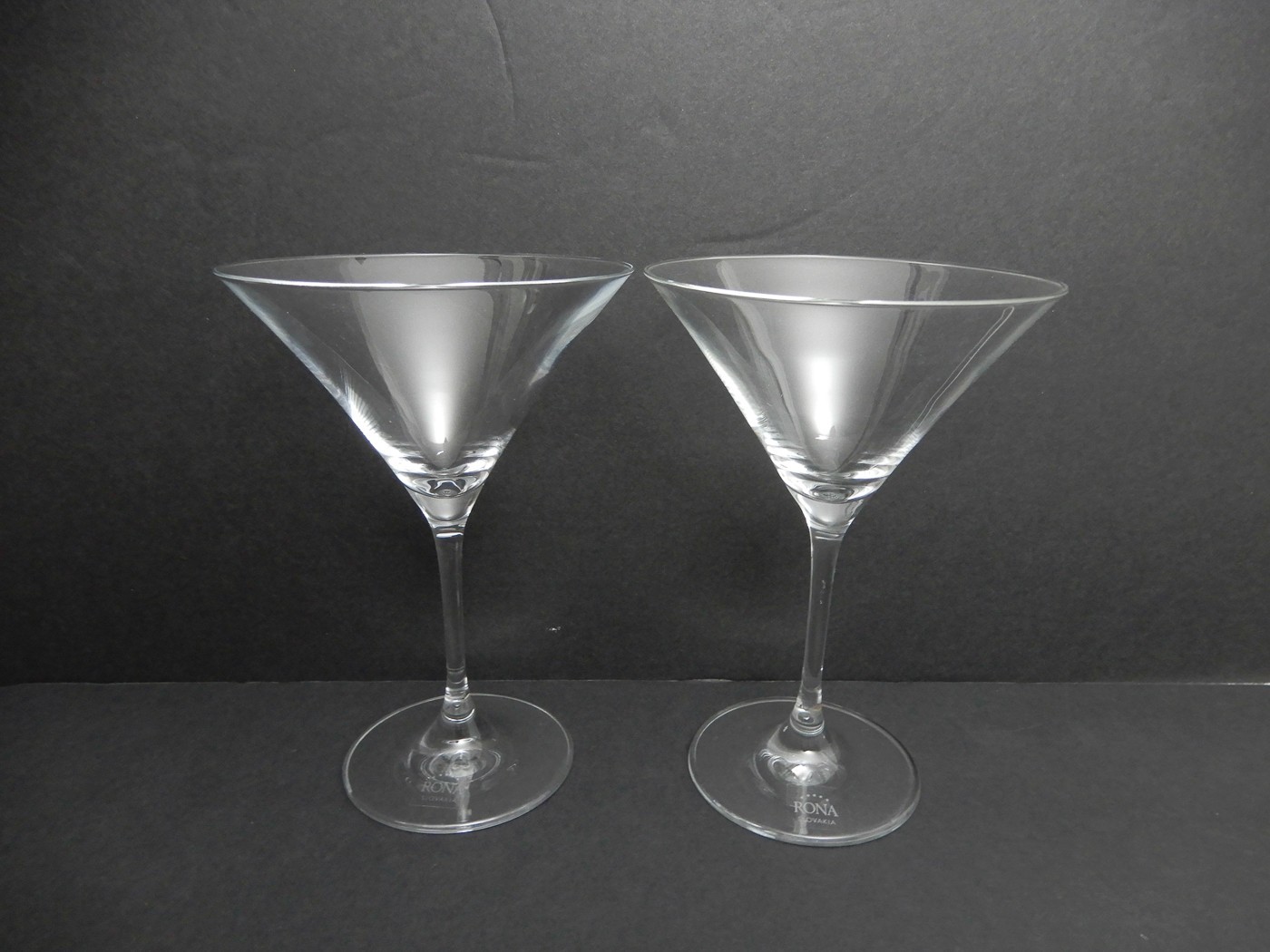 Crate & Barrel RONA Slovakia crystal martini glasses 6.75" Set of 2 gallery