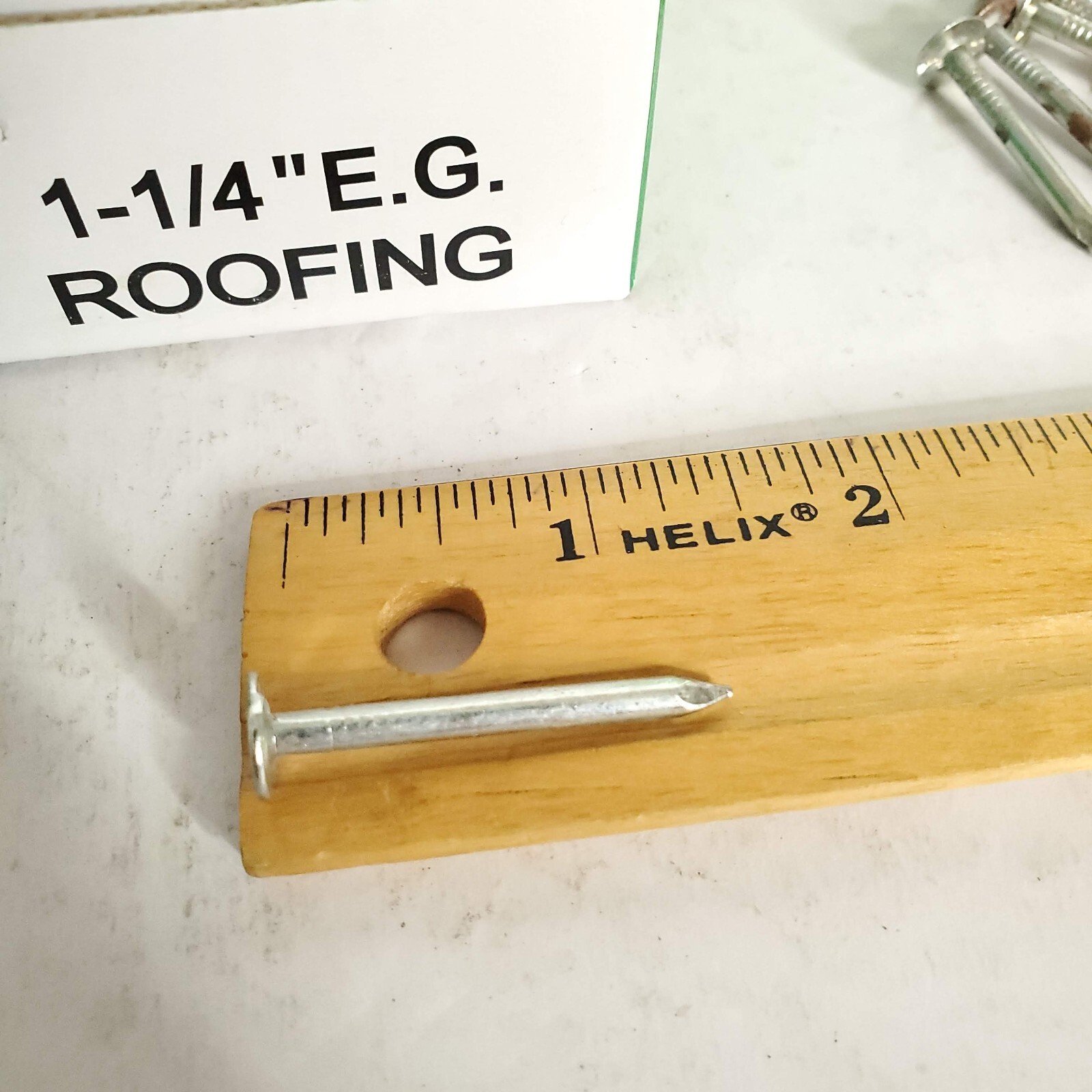 Steel & Wire Products Galvanized Roofing Nails 1 1/4" 1.25" - 5 Pounds gallery