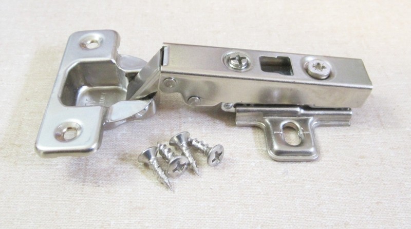 FGV Italy Self Closing Cabinet Hinge 80059 w/ Clip-On Mounting Plates, Rare (H4) gallery