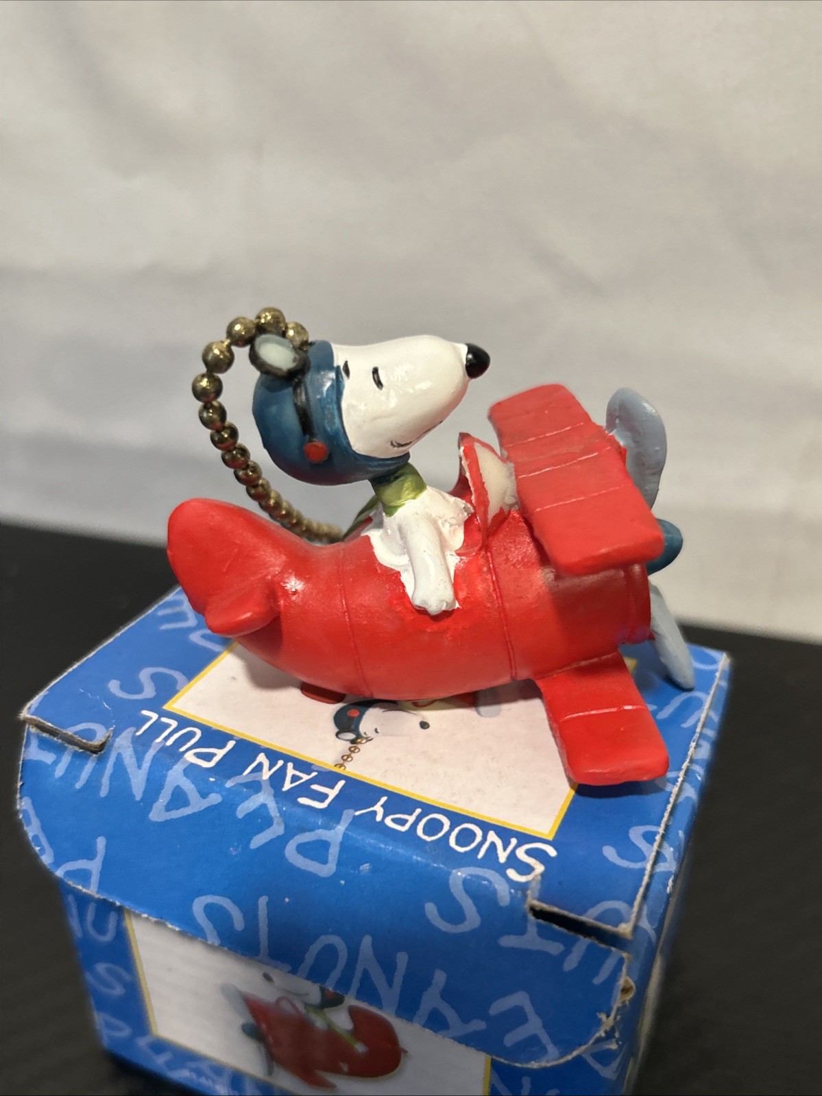 Vintage Peanuts Snoopy Fan Light Lamp Ceiling Pull Bi-Plane Flying Ace 4" Chain gallery