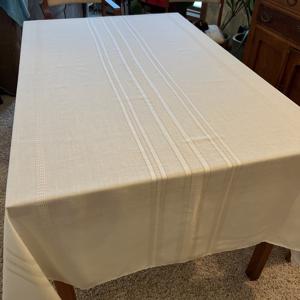 Rectangular Tablecloth Polyester Ivory 77 x 60 Inches Delicate Details
