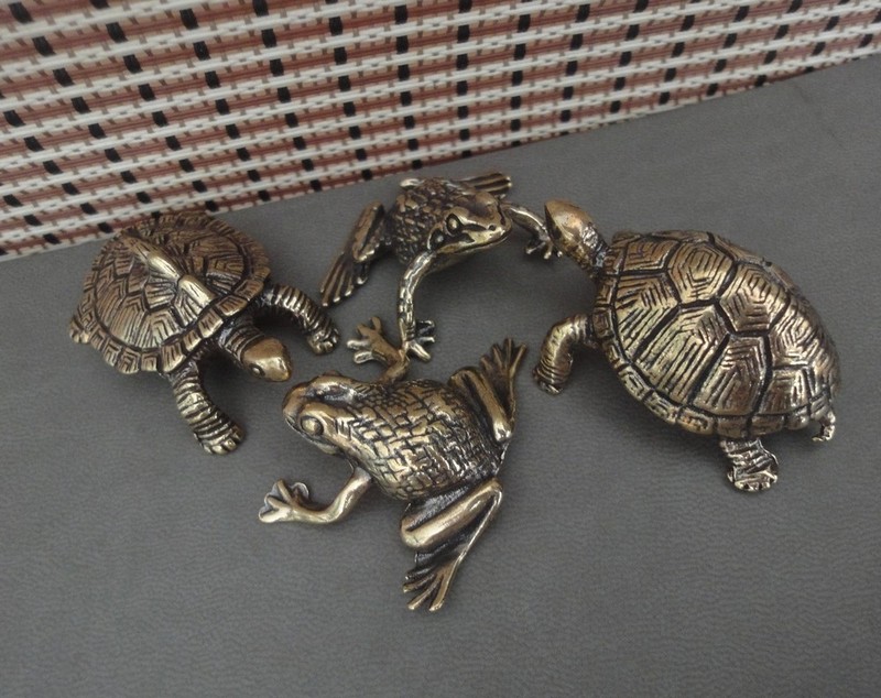 2 Pairs Solid Brass Turtles and Frogs Figurines Vintage Styles Couple Statues gallery