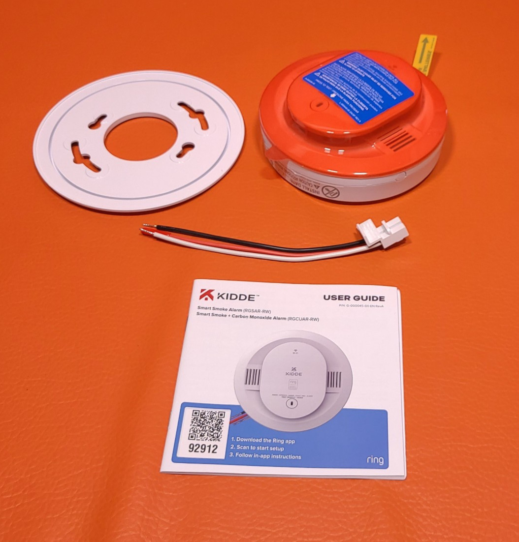 Kidde Wired Smart Smoke Alarm With Ring Alerts Model RGSAR-RW Rough Open Box gallery