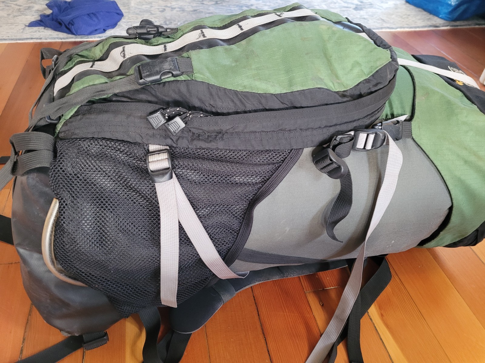 Gregory Reality Internal Frame Hiking Camping Backpack Pack Bag Size Medium 2