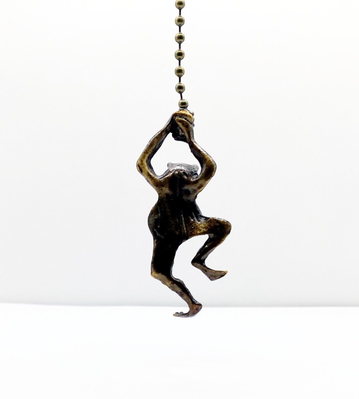 Lamp Parts-Socket/Fan Pull Chain-HANGING FROG-Antq. Brass Finish-15" Chain gallery