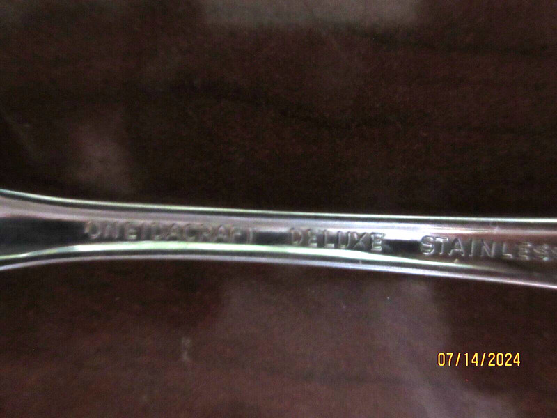 ONEIDA CHATEAU STAINLESS FLATWARE, 16 MISC PIECES, VGC gallery