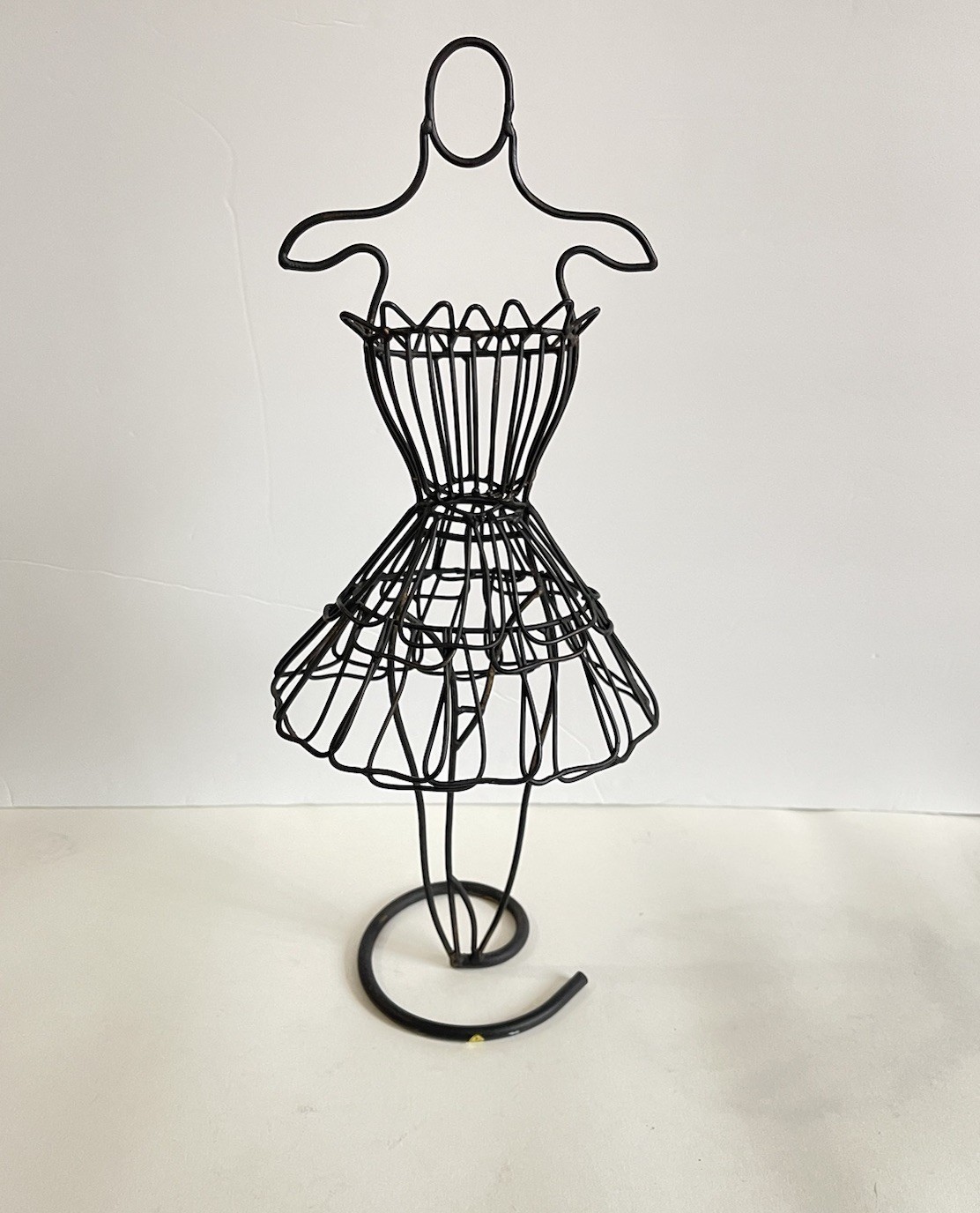 Metal Tabletop Dress Form Decor Free Standing 18.5 Inches Wire Black gallery