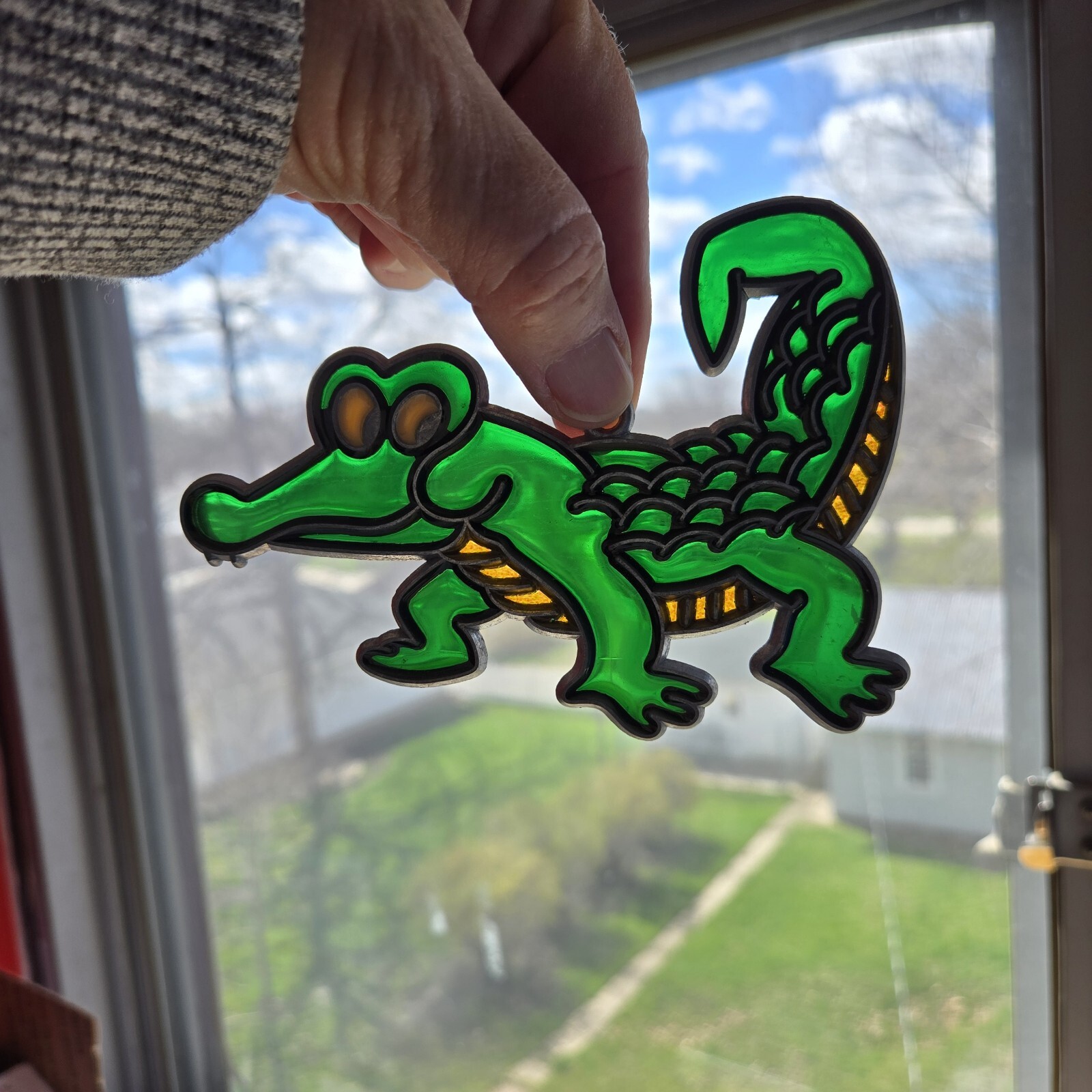 ALLIGATOR Crocodile Suncatcher Stained Glass Acrylic Metal Set Of 2 gallery