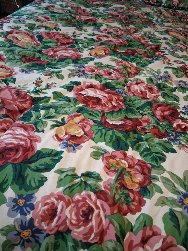 90s Longaberger Reversible Full Queen Comforter 2 Shams Set Sentimental Rose gallery