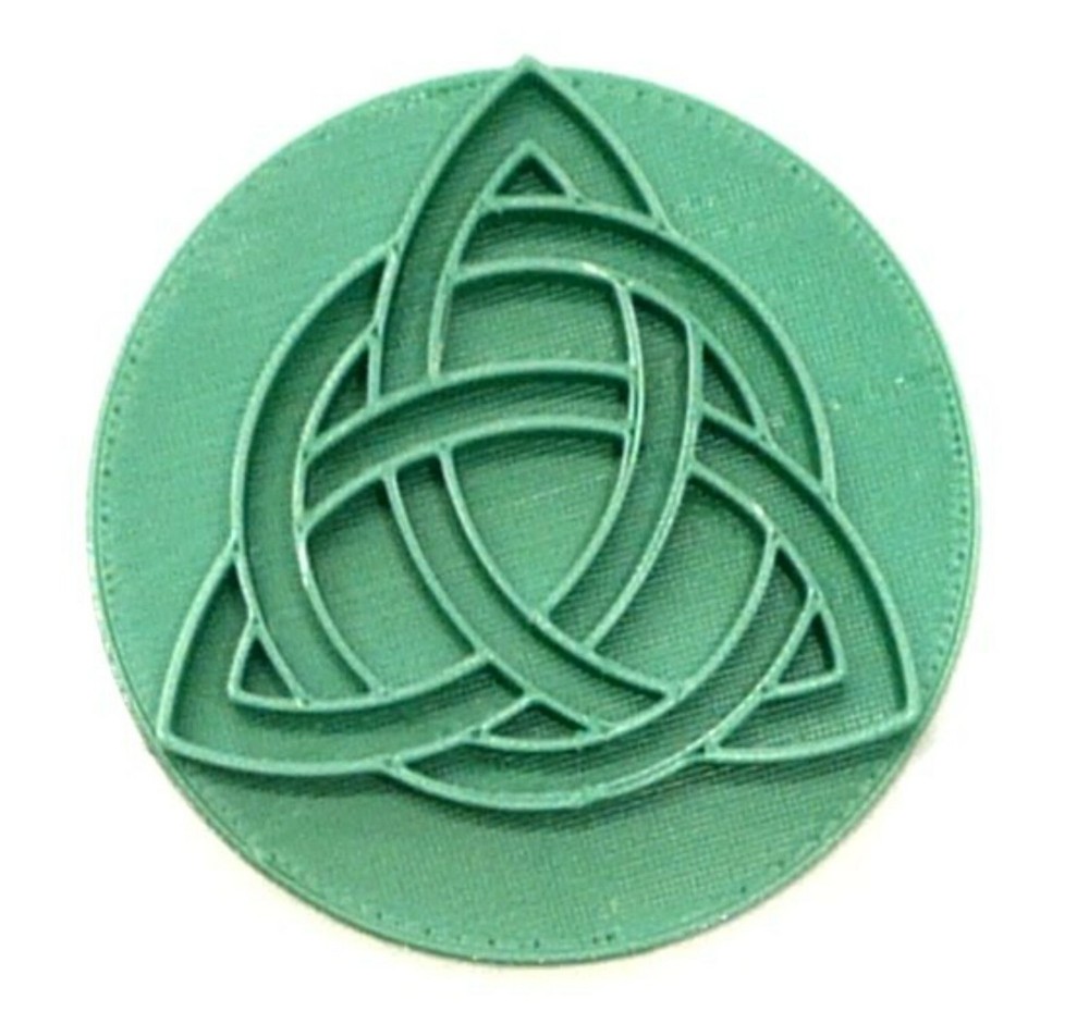 TRINITY TRIQUETRA CELTIC KNOT COOKIE STAMP EMBOSSER MADE IN USA PR4450