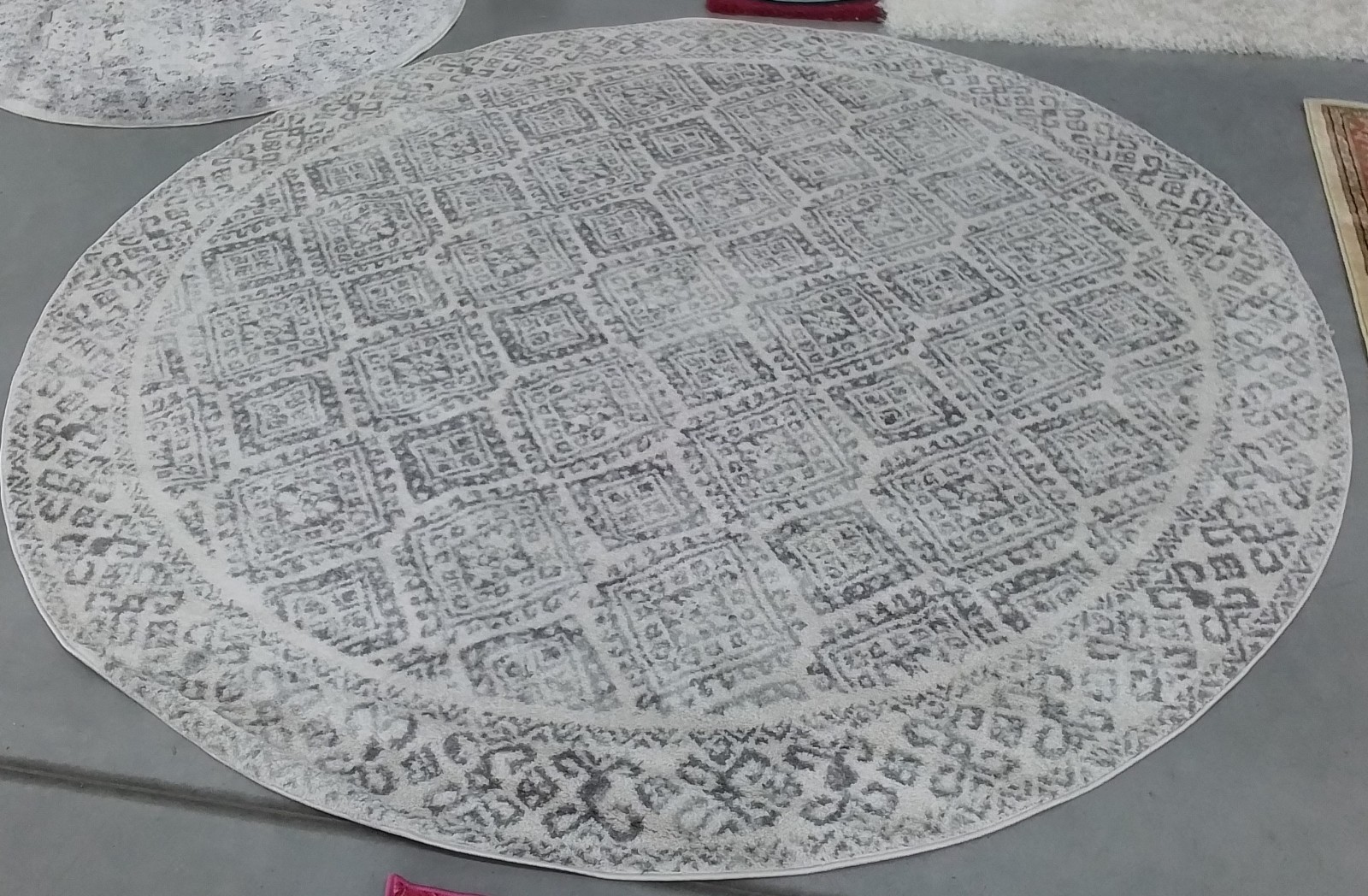 IVORY / GREY 9'-0" x 9'-0" Back Stain Rug, Reduced Price 1172774947 TUL264A-9R gallery