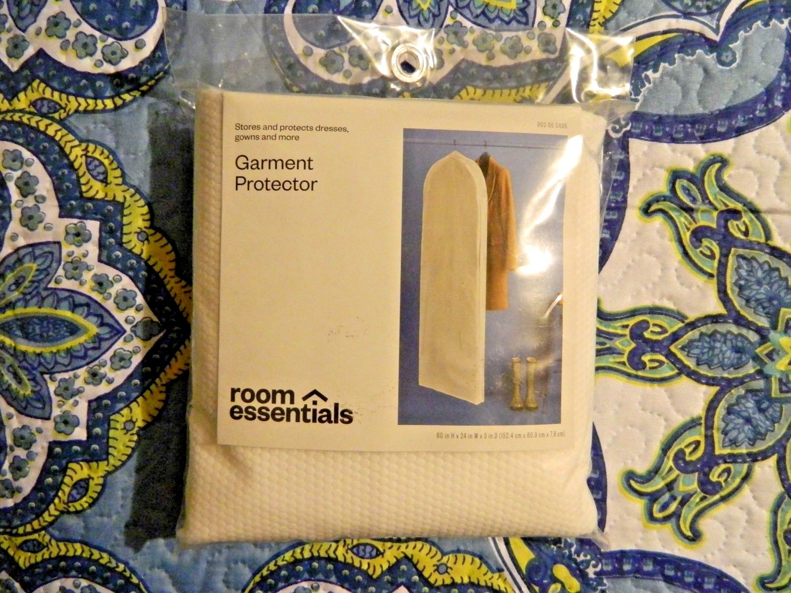 Room Essentials Garment Protector Bag Brand New gallery