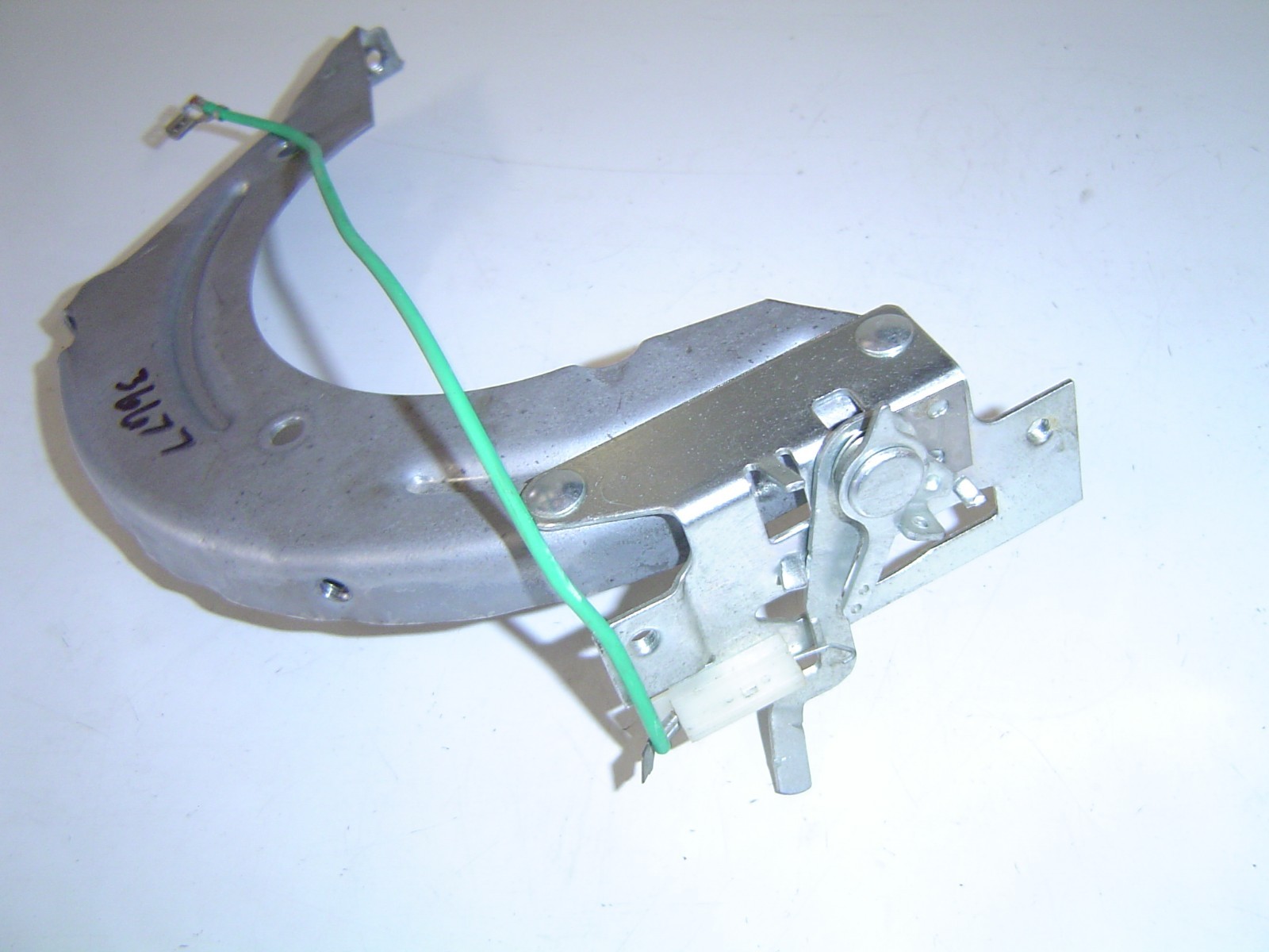 Tecumseh engines control bracket #36677 LH195SP snow engine gallery
