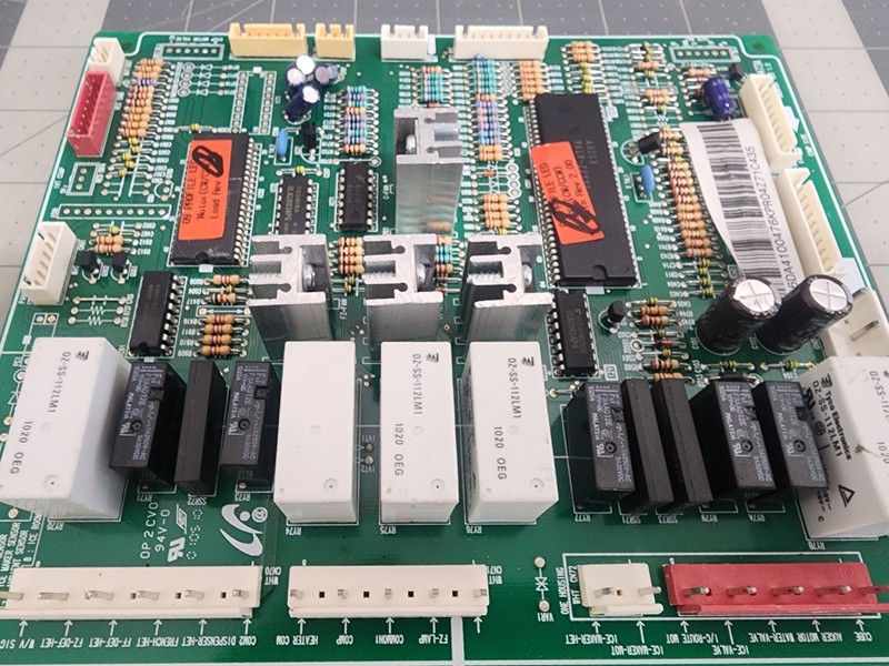 GE Profile Refrigerator Main Control Board WR55X11055 gallery