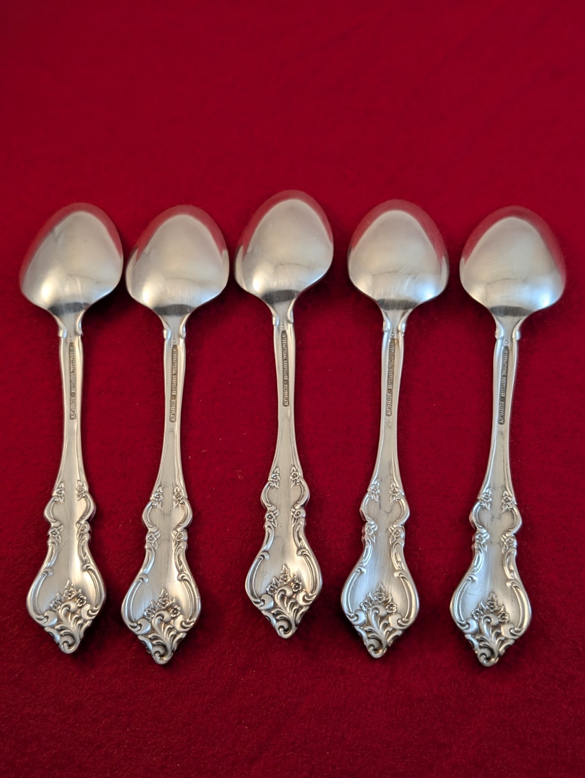 Set Of 5 International Deep Silver SilverPlate ORLEANS Teaspoons Flatware gallery