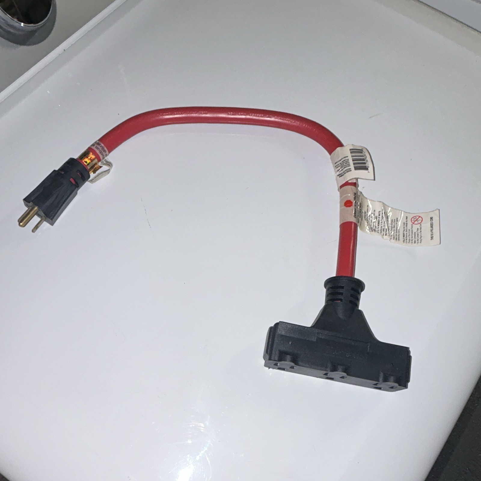3-Outlet Extension Cord Adapter, US Plug, 15A 125V 1875W Max, Red/Black gallery