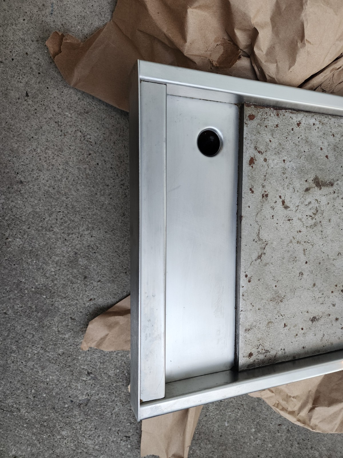 Viking 12″ Griddle Weld Assembly G30010494 From VGRT360-4GSS gallery