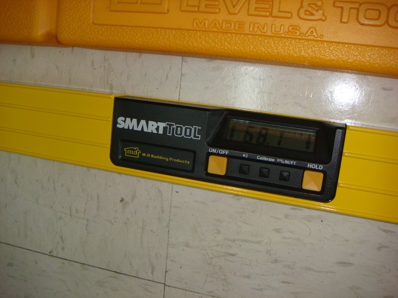 M-D Building Products 92296 SMARTTOOL® 48 Inch Digital Level: 48-inch CASED gallery