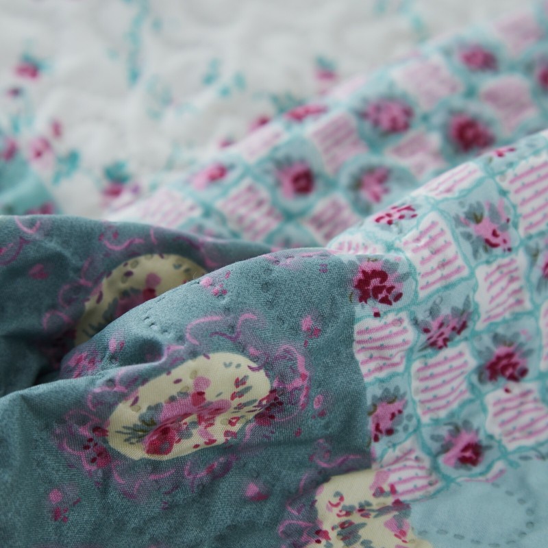 3-Piece Reversible Floral Printed Patchwork Bedspread Quilt Set Bed Coverlet gallery