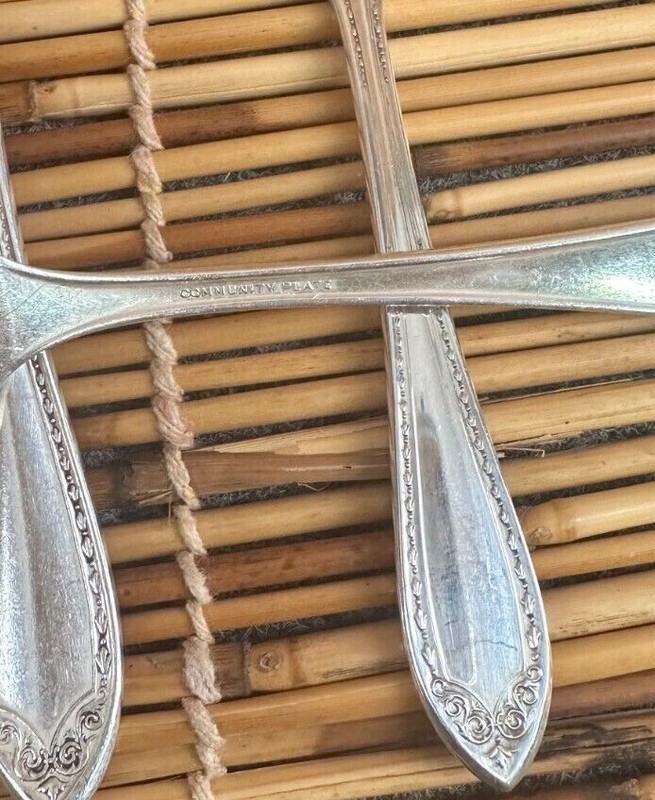 Oneida * SHERATON Community Plate Silverplate Flatware Glossy - CHOICE (187) gallery