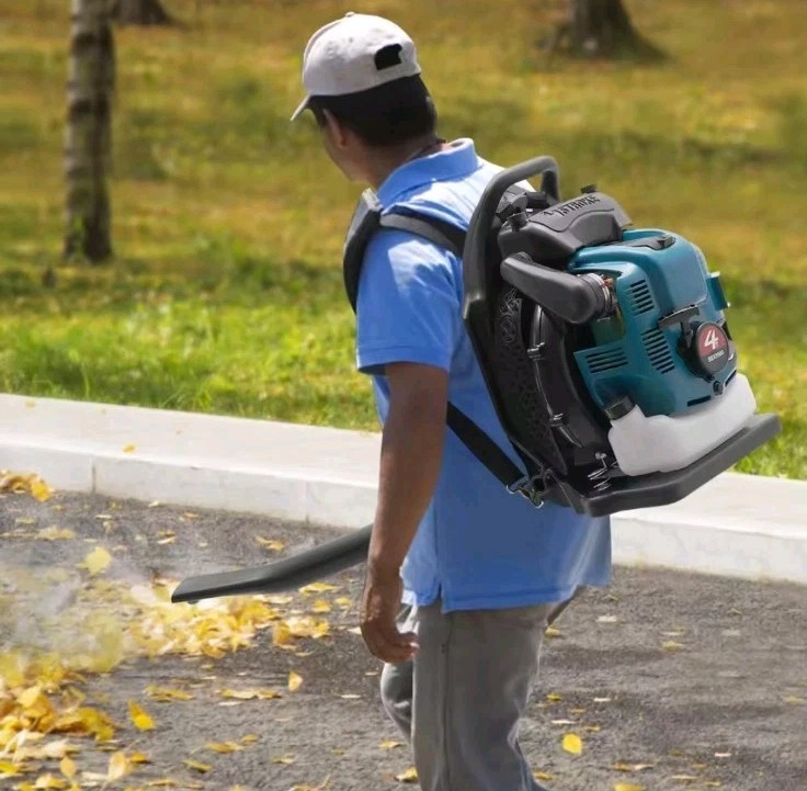 75.6CC 4-Stroke Backpack Leaf Blower with 2.6KW Power for Lawn & Snow gallery