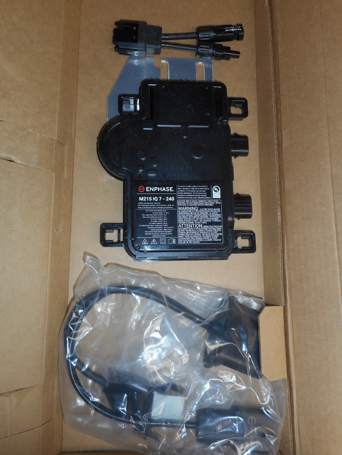 Enphase M215240-IQ7-S22-RMA Microinverter Kit With M215IQ7-240 Inverter gallery