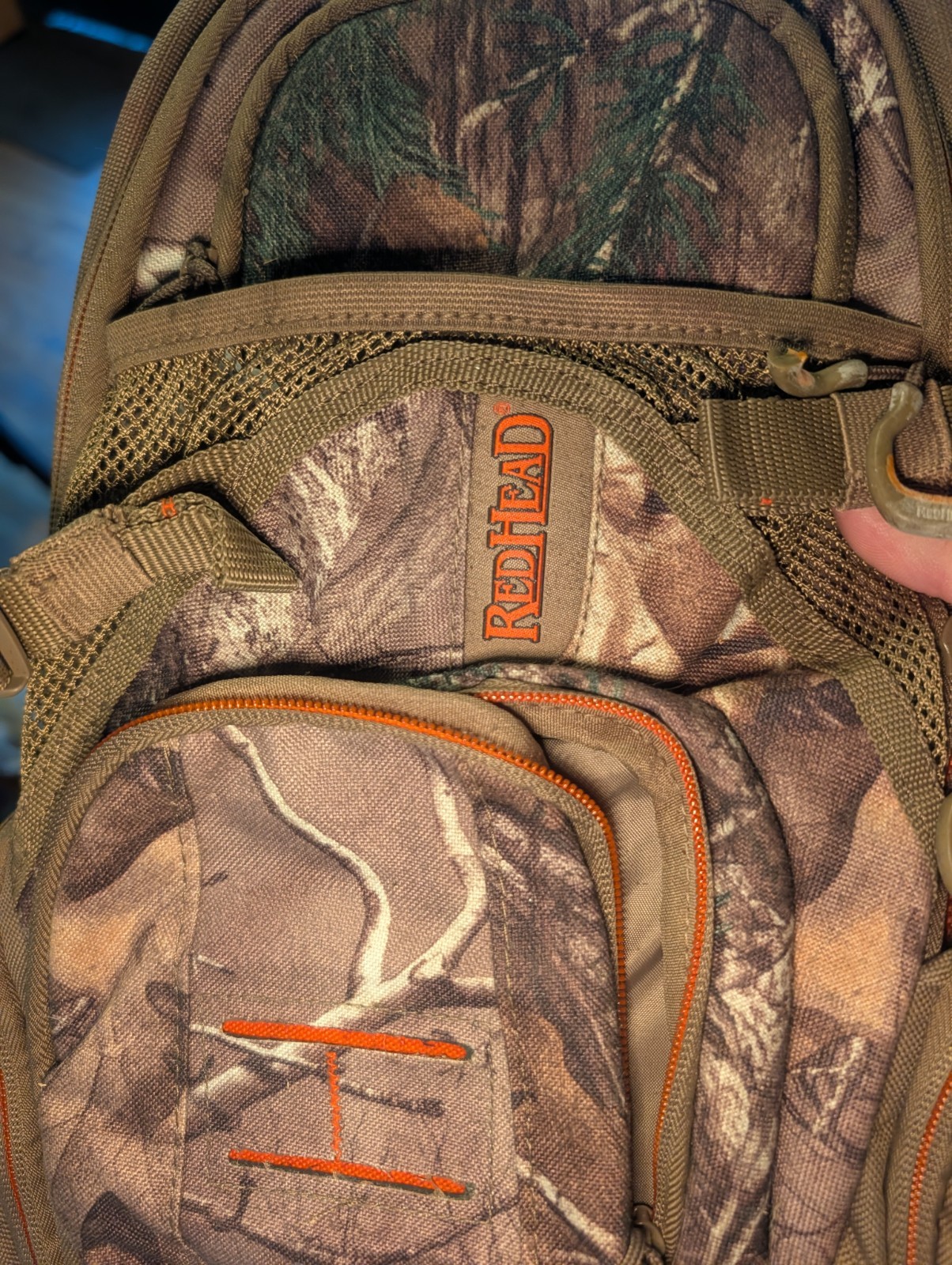 Redhead Upstream Hydration Backpack Camo Camouflage Red head Pack Daypack 4