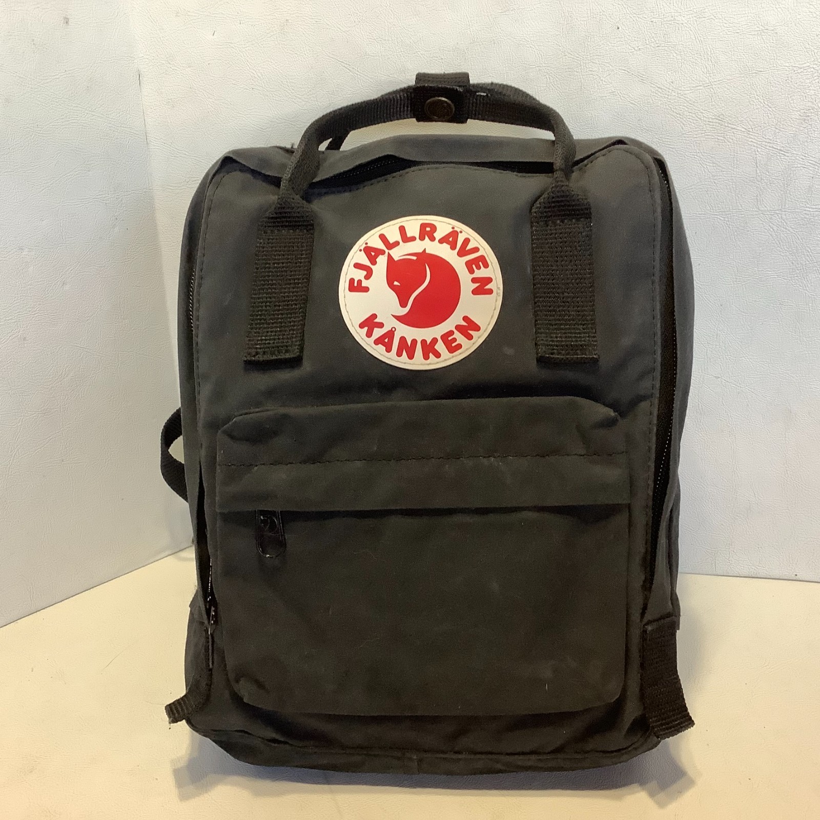 Fjallraven Kanken Mini Classic Backpack Black 10" x 9"