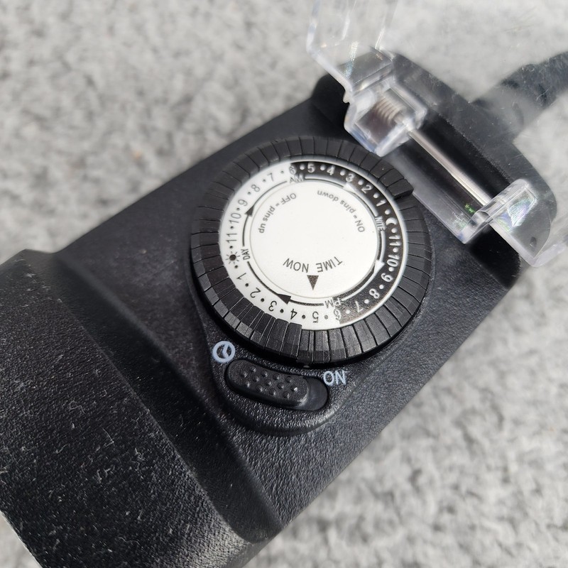 Outdoor All Weather Timer Power Plug HT1015 125V 60Hz 15A 1875W 10A 1250W gallery