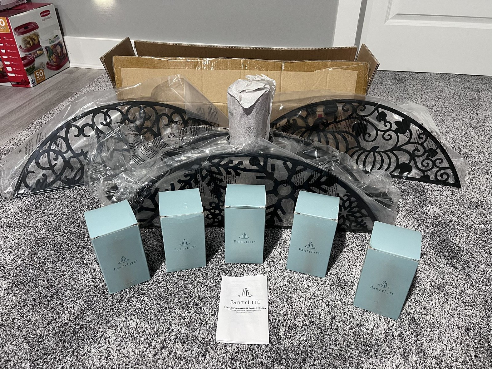 Set of Partylite Couture Heartside with 5 Mulberry C3529 Candles ALL New in Box gallery
