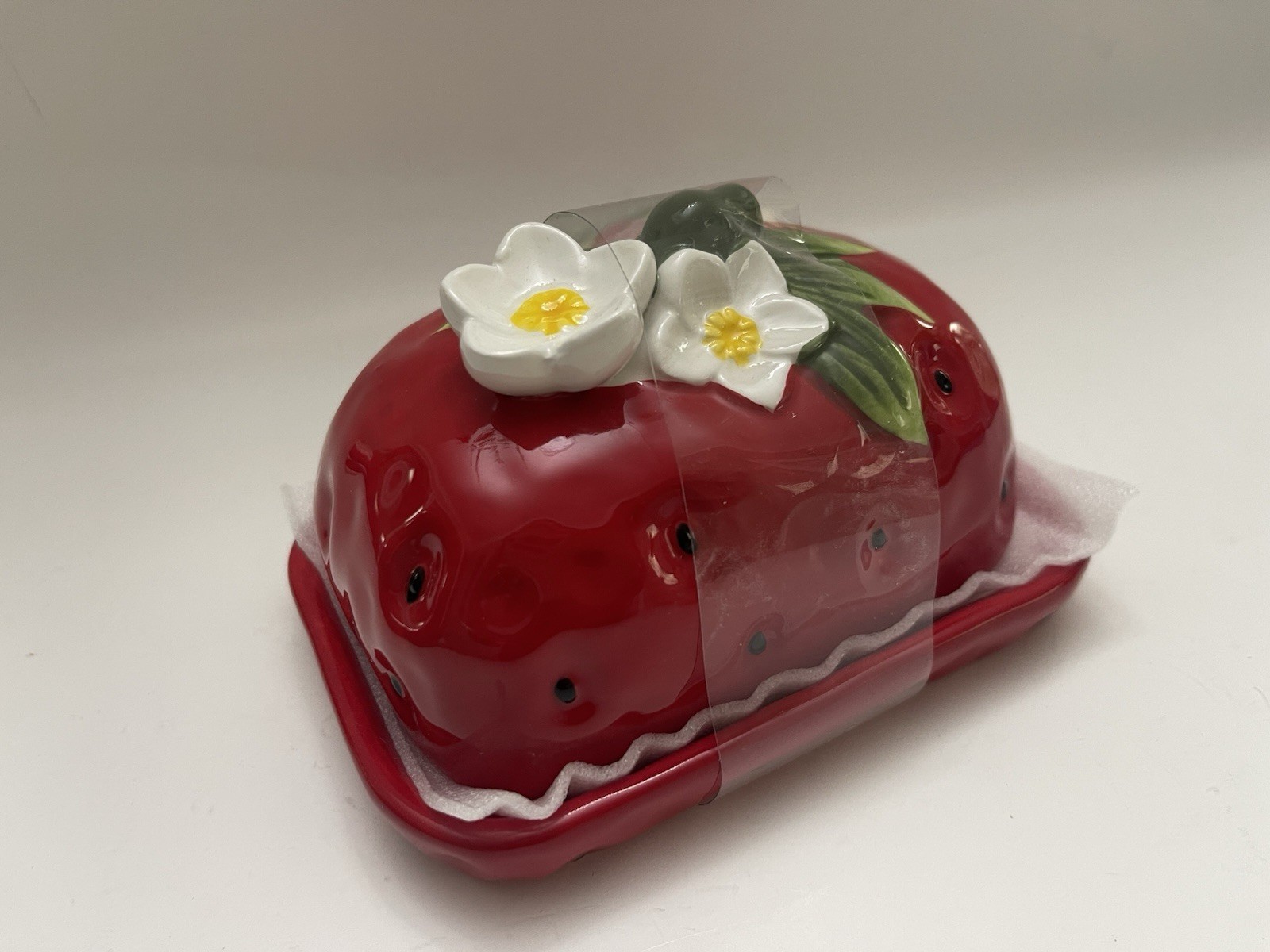 The Strawberry Collection By CornerRuby Butter Dish Hand wash Only gallery