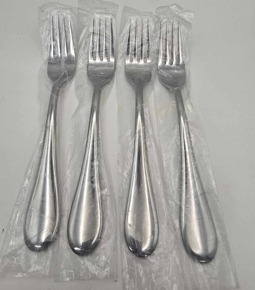 Oneida ICARUS Stainless Dinner Forks Set of 4 NEW
