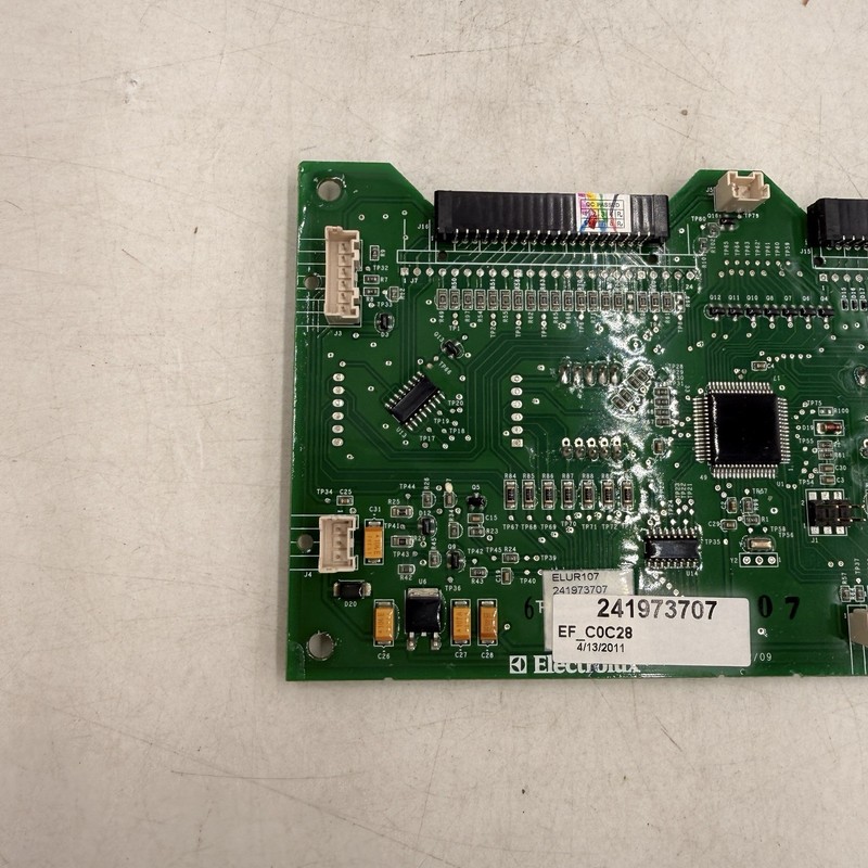 Frigidaire 241973712 Refrigerator Control Board Open Box gallery