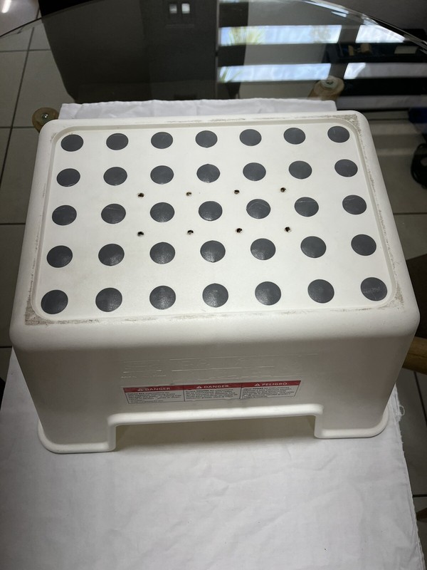 Step Stool Type: Type-II Highest Standing Level: 25cm/9 7/8”,Load Capacity 220lb gallery