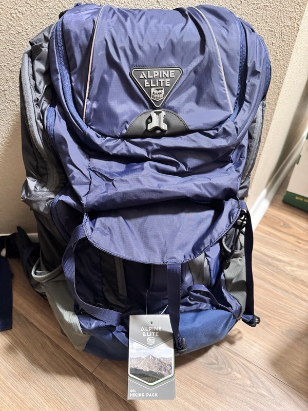 New.  Alpine Elite by Timber Ridge 40L Hiking Pack