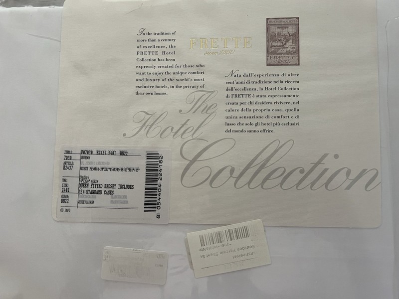 Frette Bourdon Percale Queen Sheet Set In 100% Cotton Made In Italy White/Grey gallery
