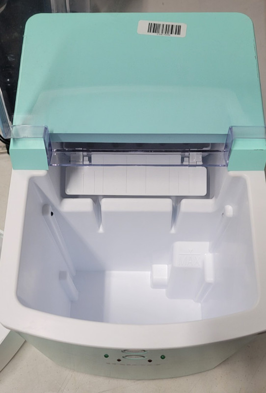 Igloo 33 Lb Automatic Portable Countertop Ice Maker Machine, Aqua gallery